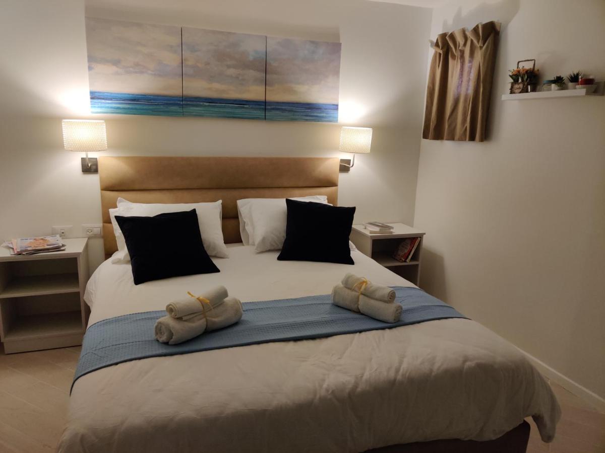 Migdal Luxury Suites Netanya J29 Exterior foto